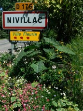 Panneau nivillac 1 village fleuri 